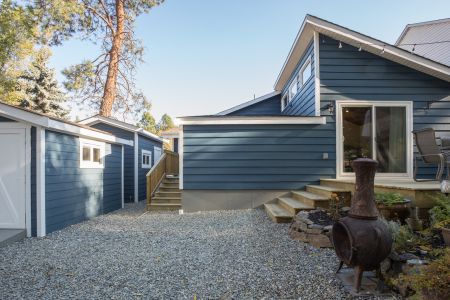 -1250-Glenmore-Drive-Kelowna-BC-V1Y4P3-house4.jpg